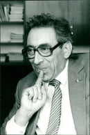 1985 WOLFGANG PRISIDENT KOUPONIST MUSIKWISS VOLFGANG LESSER GERMAN MUSICIAN - Vintage Photograph