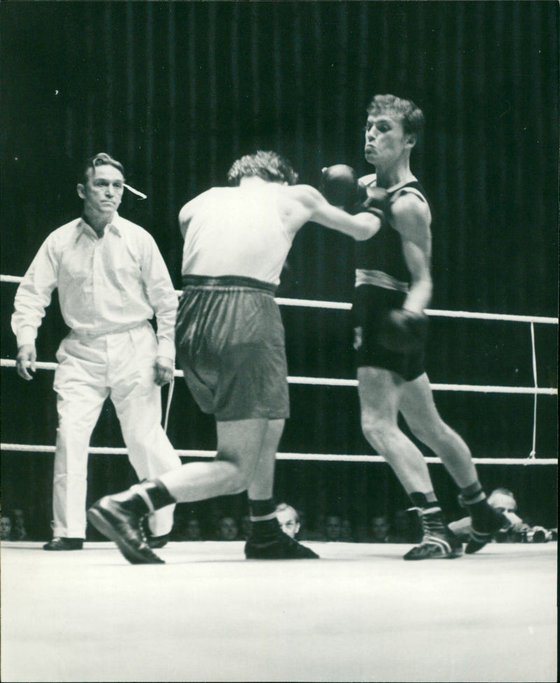 GDR boxing championships 1957 - Vintage Photograph