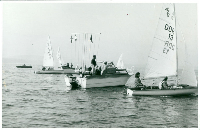 VEB VOLKSWERFT STRALSUND FILM - Vintage Photograph