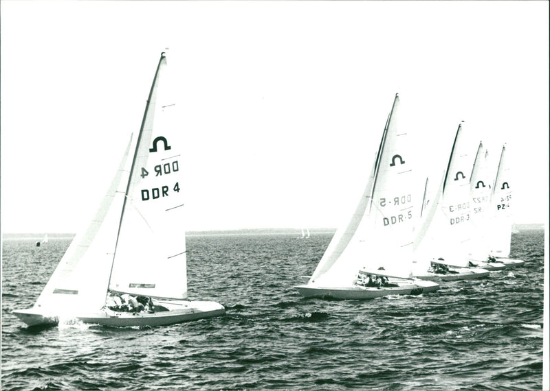 VEB VOLKSWERFT STRALSUND FILM - Vintage Photograph