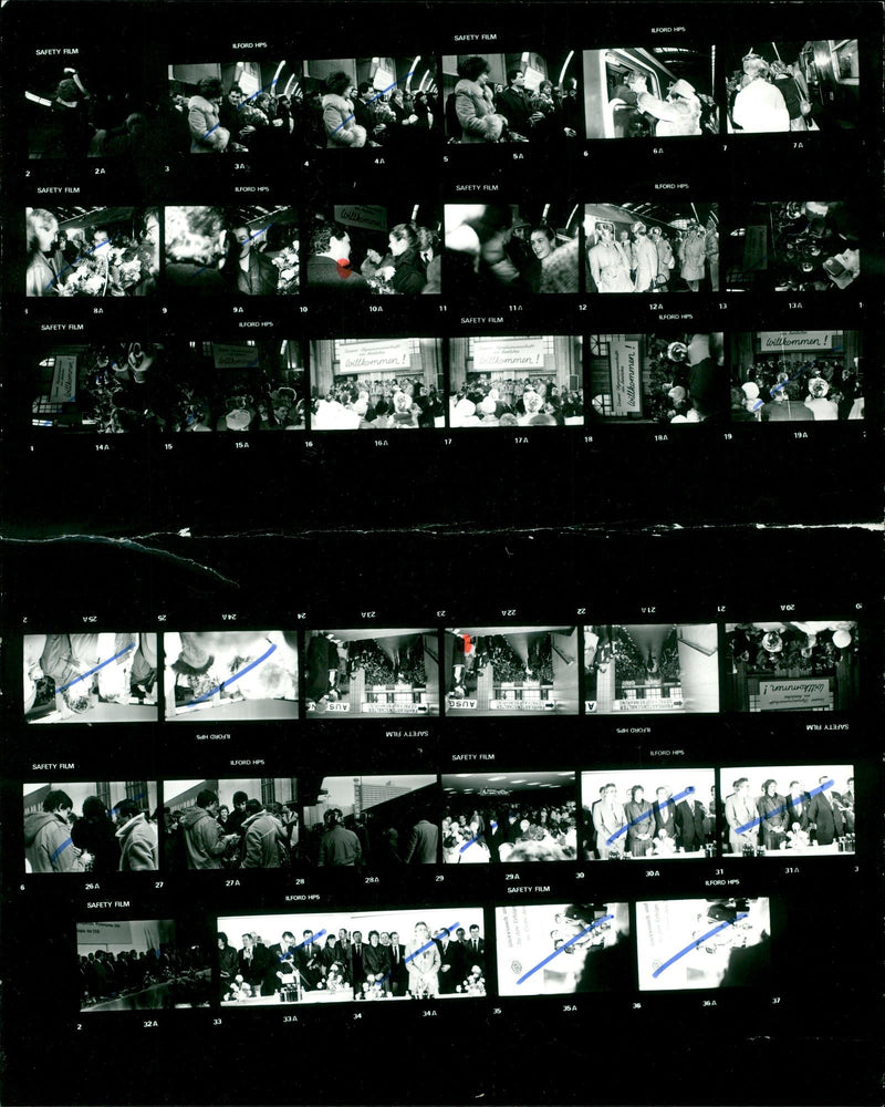 1984 OLYMPICAL OLYMPIC WINTER PLAY RUKKEHR BERLINLECHE STEFFI FILM - Vintage Photograph