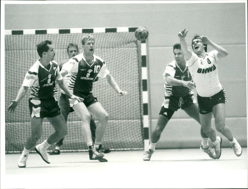 1990 HANDBALL BUNDESLIGA SPANDAU HAWELE BHWA OPPERMANN UPPERMIH GLEATA FILM - Vintage Photograph