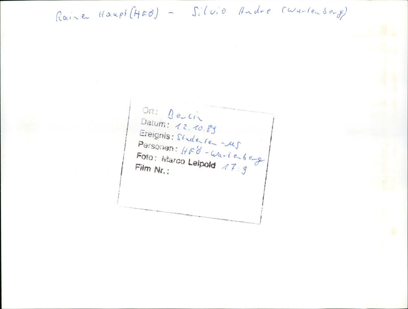 1988 STUDENTS HANDBALL BERLIN RAINE MAIN HFO SILVIO ANDRE WAITING PLACE BER FILM - Vintage Photograph