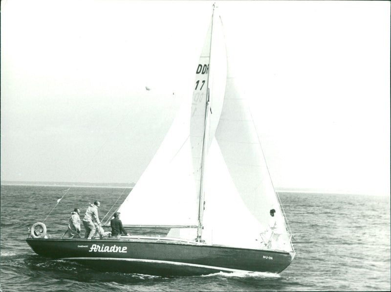 VEB VOLKSWERFT STRALSUND TRAINING FILM PICTURE - Vintage Photograph