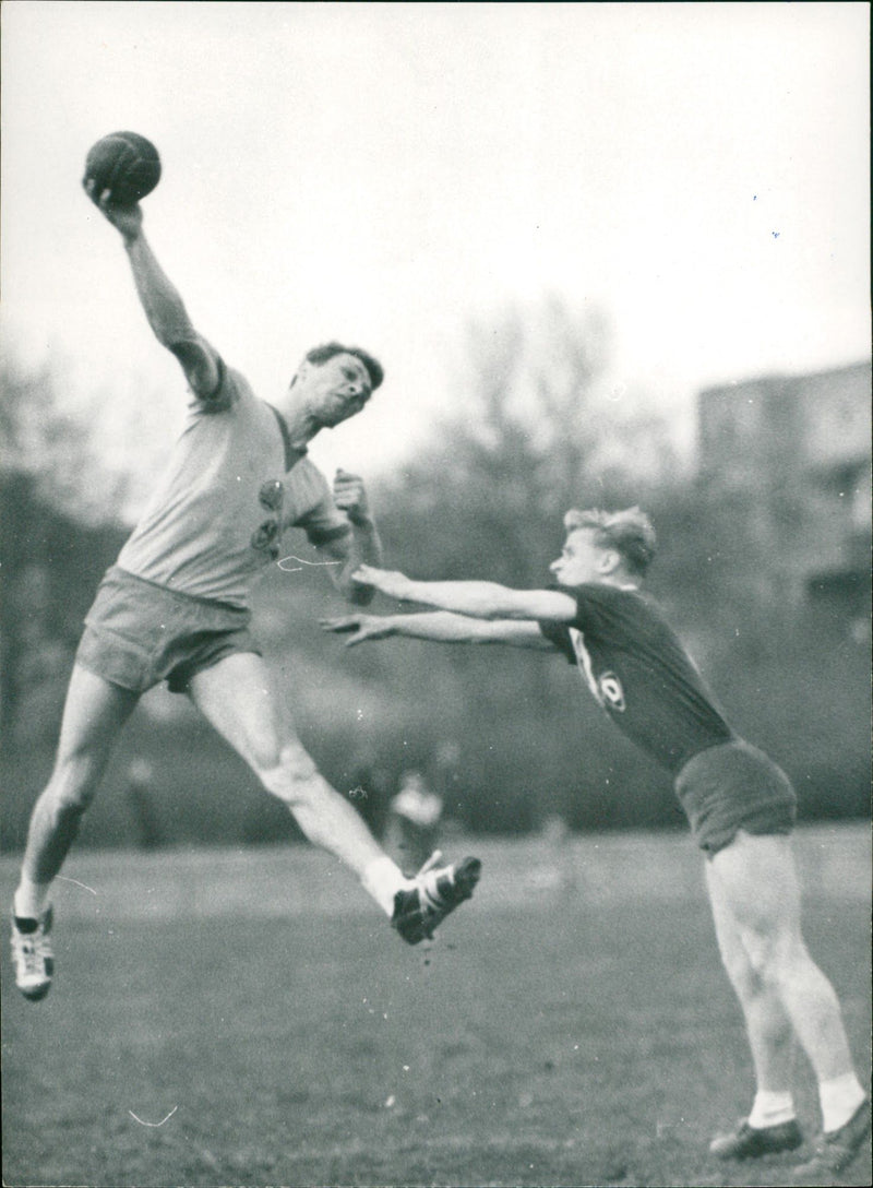 Footballer papisch - Vintage Photograph