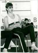 1983 DATE MUSTARD STY TALLEN ANDUE FEDVE BENGE SOM VID FILMI - Vintage Photograph