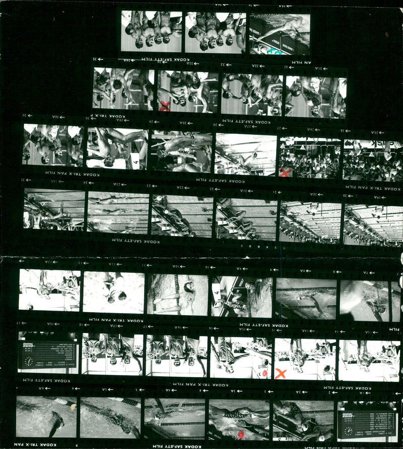 1981 AROUVER OBULLDODODOC GUGUDELEDEC STOLESCHWIMU SPLI FILM - Vintage Photograph