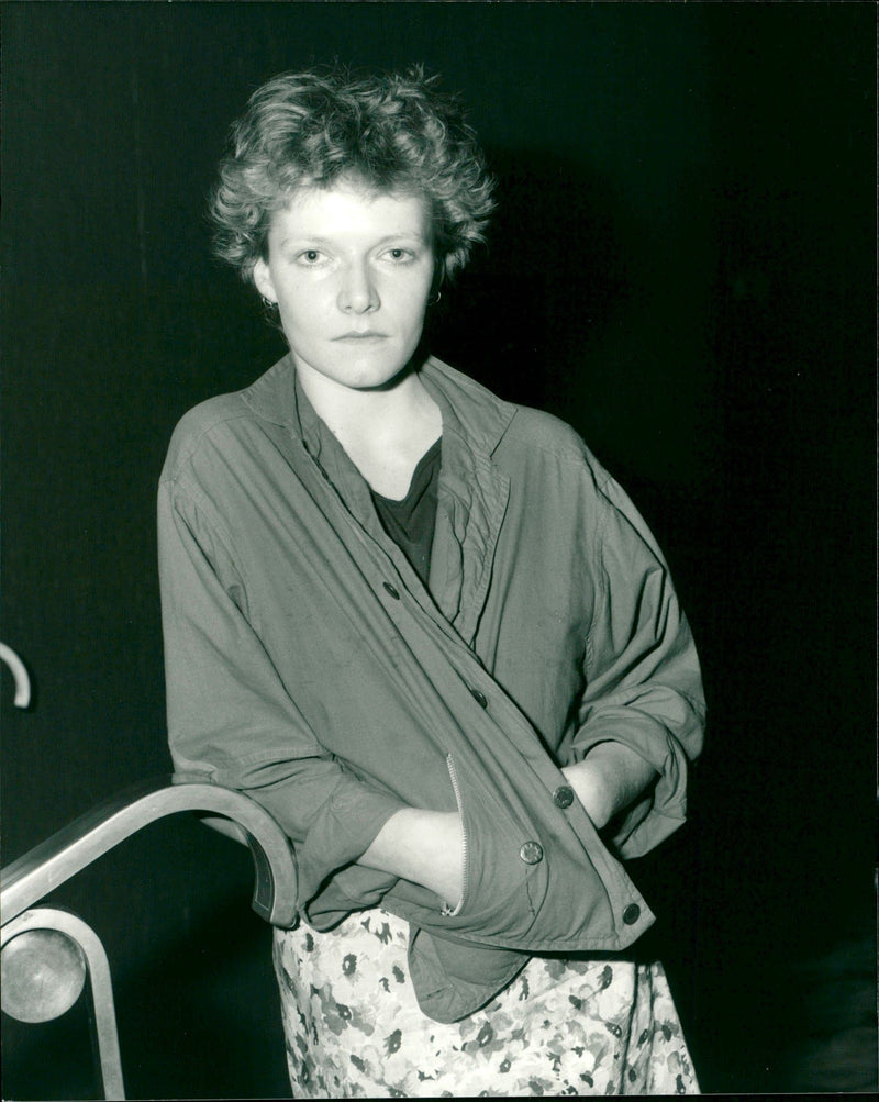 BRITISH ACTRESS FILM PRESS - Vintage Photograph