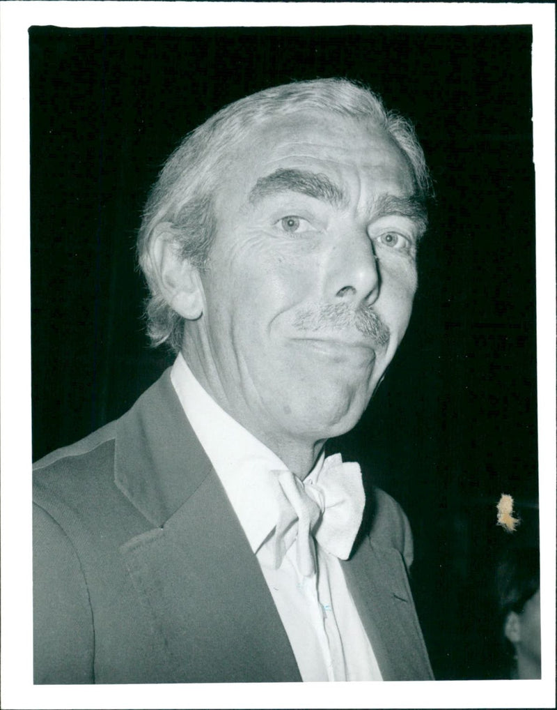 MUIR. FRANK. SCRIPT WRITER. - Vintage Photograph