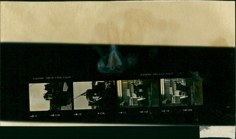 ARMES PETER SCAMAN - FURTHER EVIDENCE, SHOW, AIR, FILM - Vintage Photograph