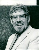 1986 - HARRIS ROLF TVI MUSIC TVI SINGER ENTERTAINER OBE, LONDON, ARTIST - Vintage Photograph