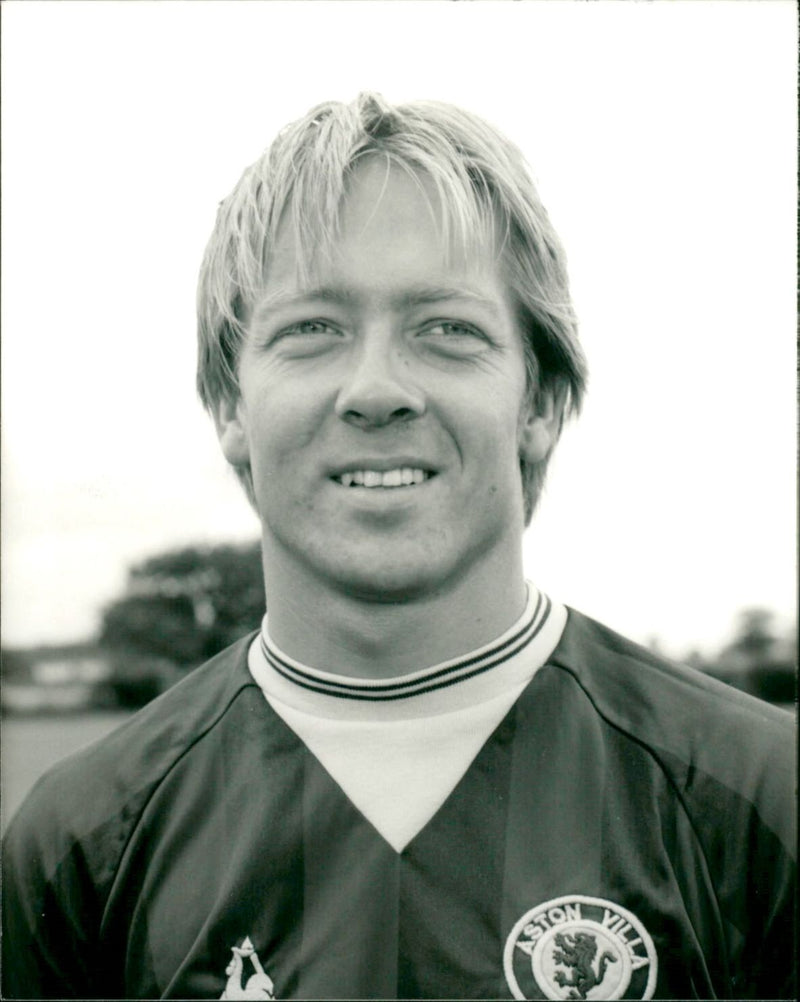 1983 - CURBESHLEY ALAN FOOTBALL CURBISHLEY ASTON VILLA STON

ALAN, PHOTO, PRESS - Vintage Photograph
