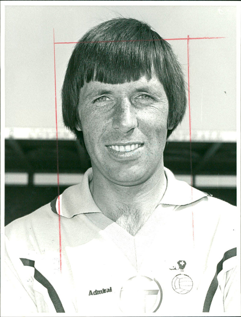 COOP MICHAEL FOOTBALL DERBY C COVENTR TINY - WIDTH PAGE HEIGHT BY THOMAS BOB - Vintage Photograph