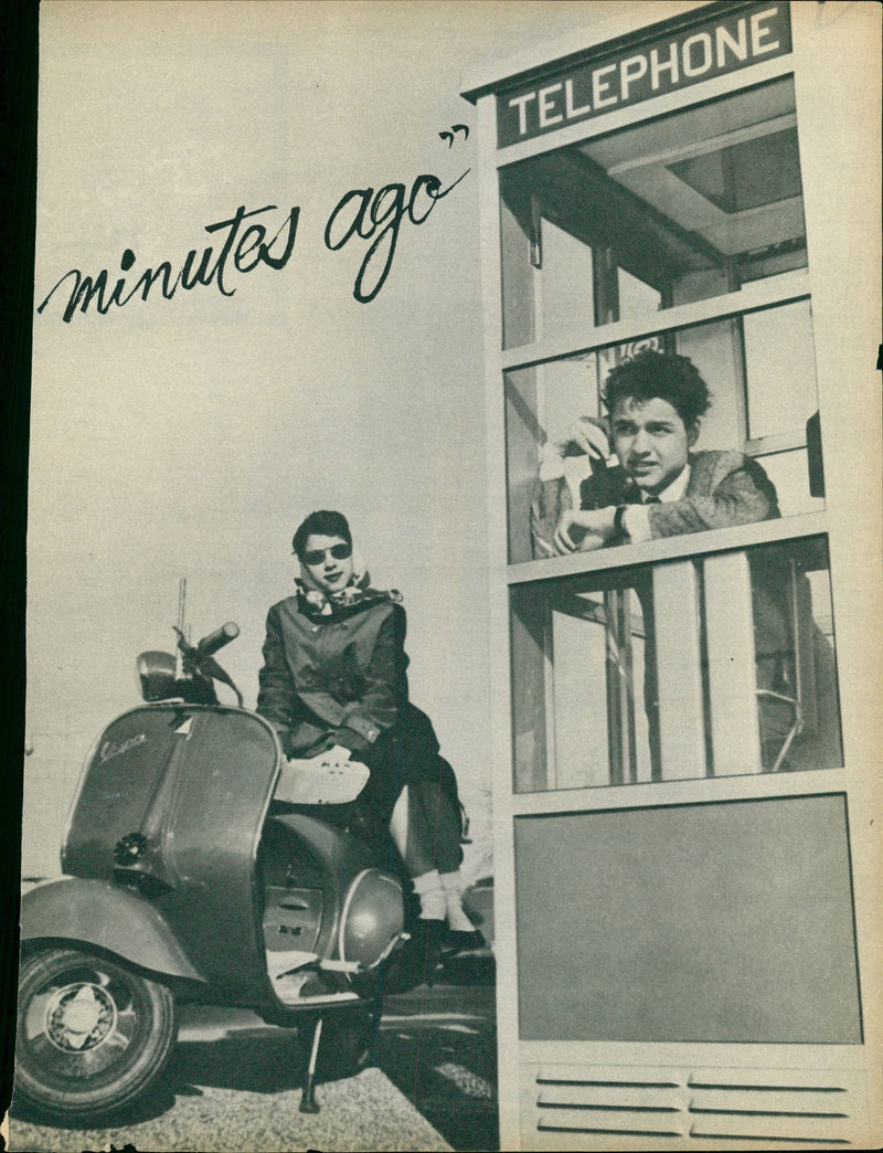 FUNICELO ANNETTE - AGO TELEPHONE MINUTE - Vintage Photograph