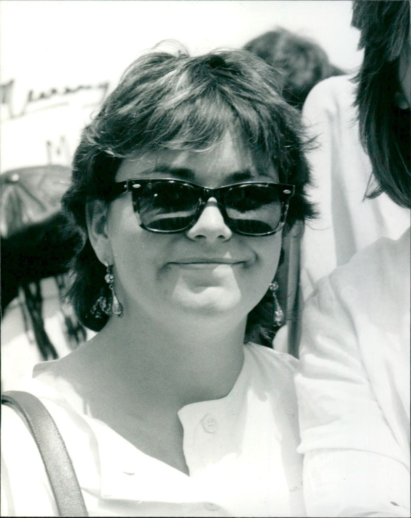 1986 - FRENCH DAWN ACTRESS AND, LONDON - Vintage Photograph