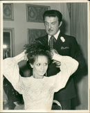 1969 - RAYMO HARGAESSER RAYMOND DOES HIS, ROYAL, FILM, - Vintage Photograph