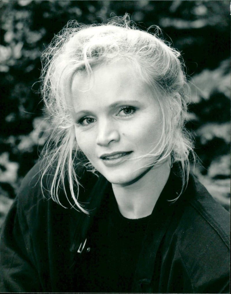 1986 - SOUTENDISA ENEE ACTRES SOUTENDIJK RENEE FROM ACTRESS, LONDON, FILM - Vintage Photograph