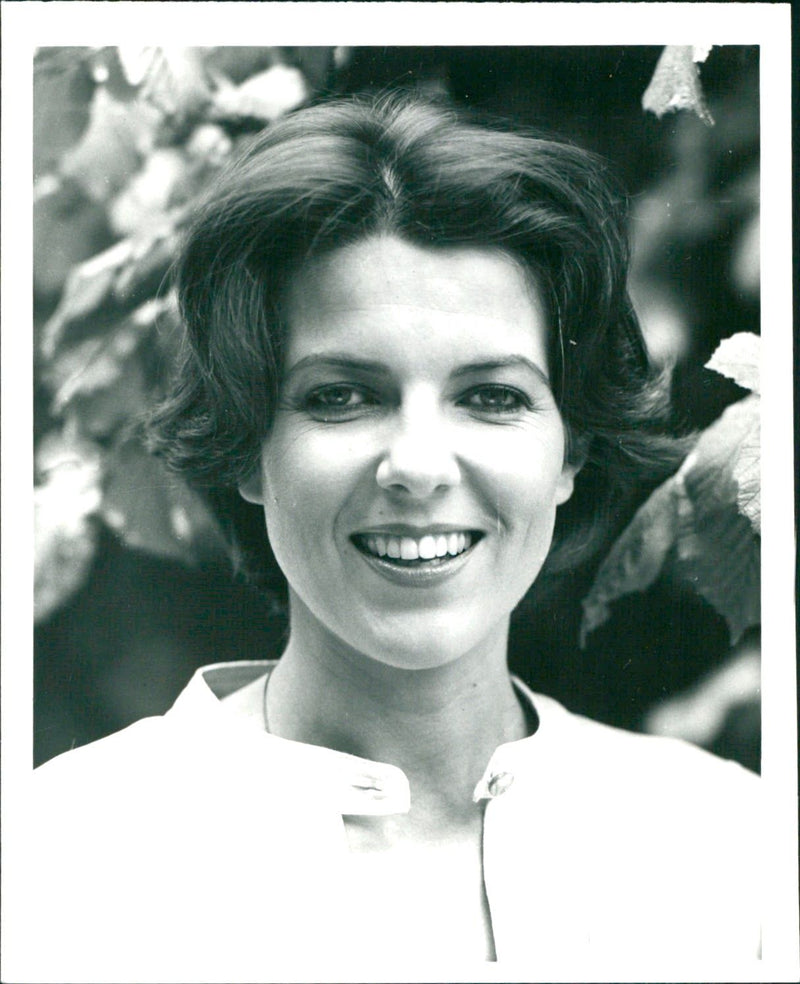 1975 - TINDALL HILARY ACTRESS BORN PINDALL VEL, LONDON - Vintage Photograph