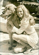 1969 - ROBERTS RACHEL ACTRESS SAAT MONA INRY, QUEEN, FILM - Vintage Photograph