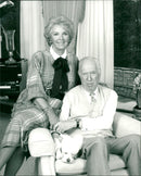 1986 - BOYLE KATIE THIRD MOUSETRAP REACHES PETER SAUNDERS, LONDON, FILM, WIFE - Vintage Photograph