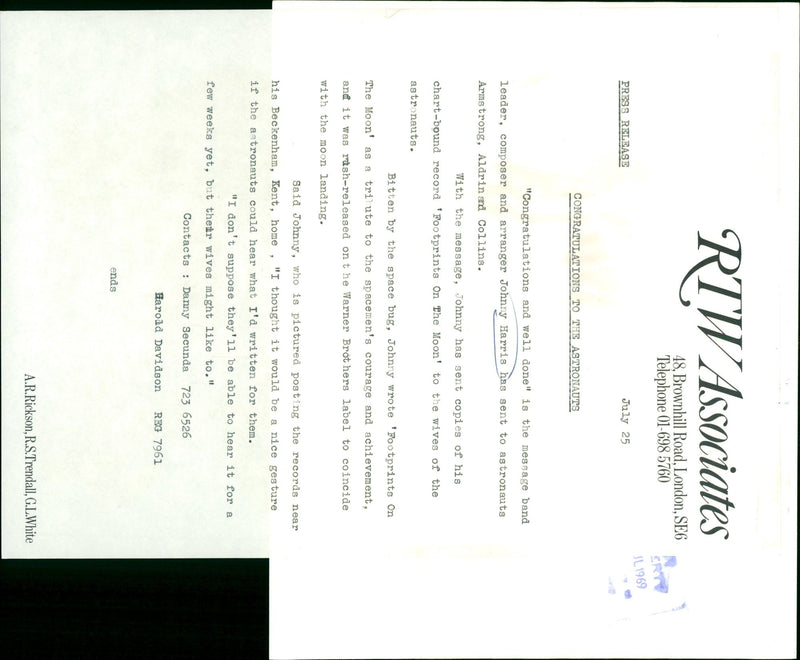 1969 - HAROID DAVIDSON REG JOHNNY MUSICAN HARRIS ASSOCIATES RTW BROWNHILL ROAD - Vintage Photograph