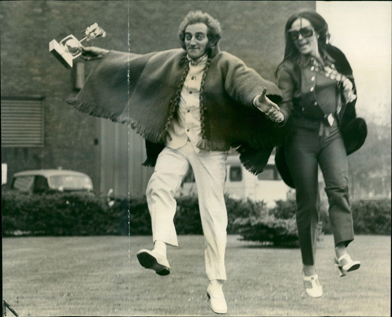FELDMAN. MARTY. T. V. SCRIPTWRITER - Vintage Photograph