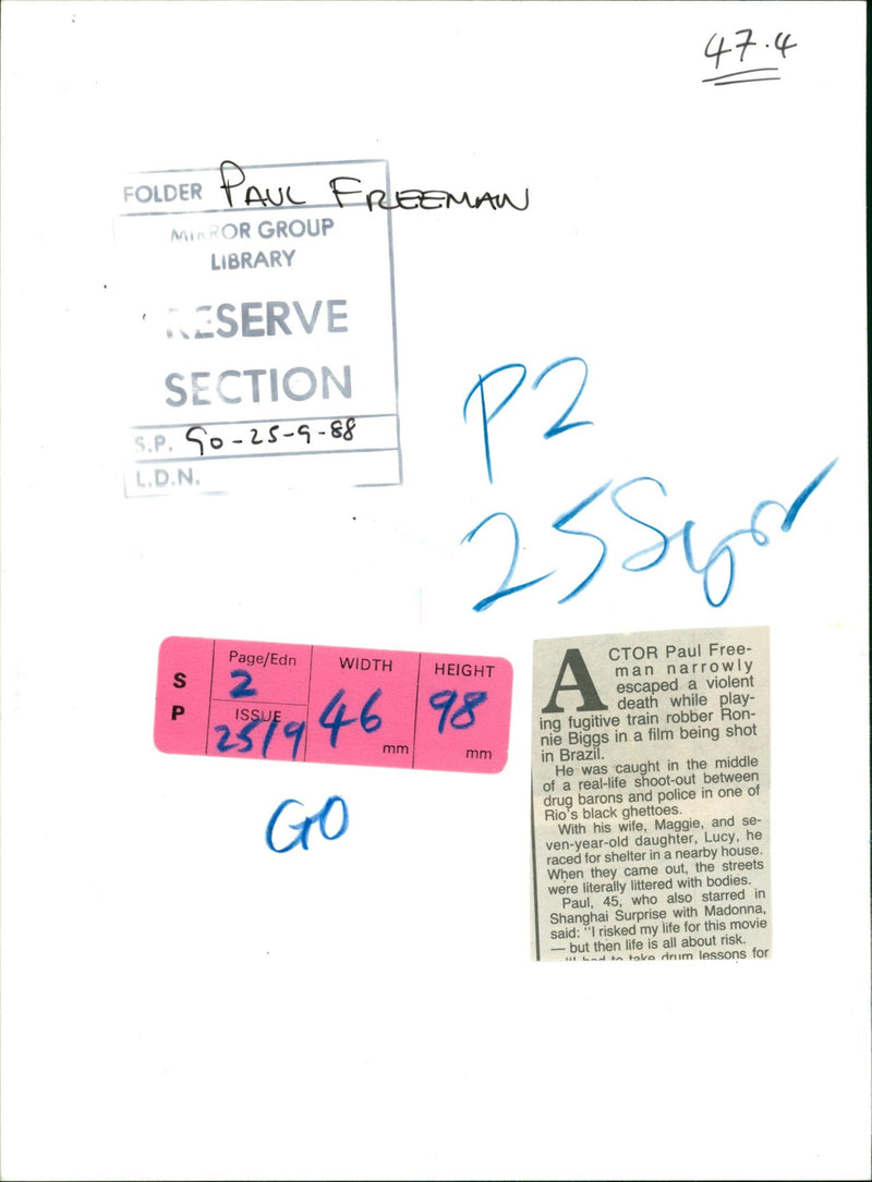 FREEMAN PAR - FOLDER AUL PAVE MAGGIE BIGGS NIE KON, MOVIE, PAUL, FILM - Vintage Photograph