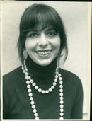 1974 - HODGKINSON LIZ PEOPLE WRITER BAGO, SECTION - Vintage Photograph