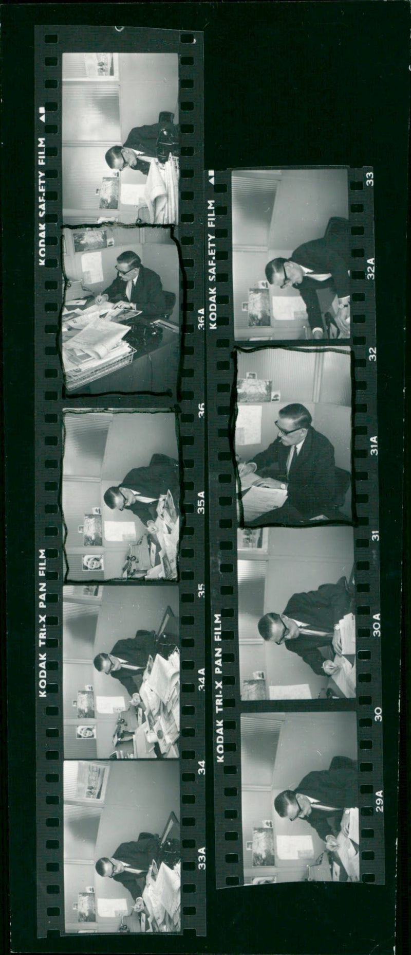 BAILY KEN PEOPLE STAFF - NUMBER GALERY AGENT, FILM - Vintage Photograph