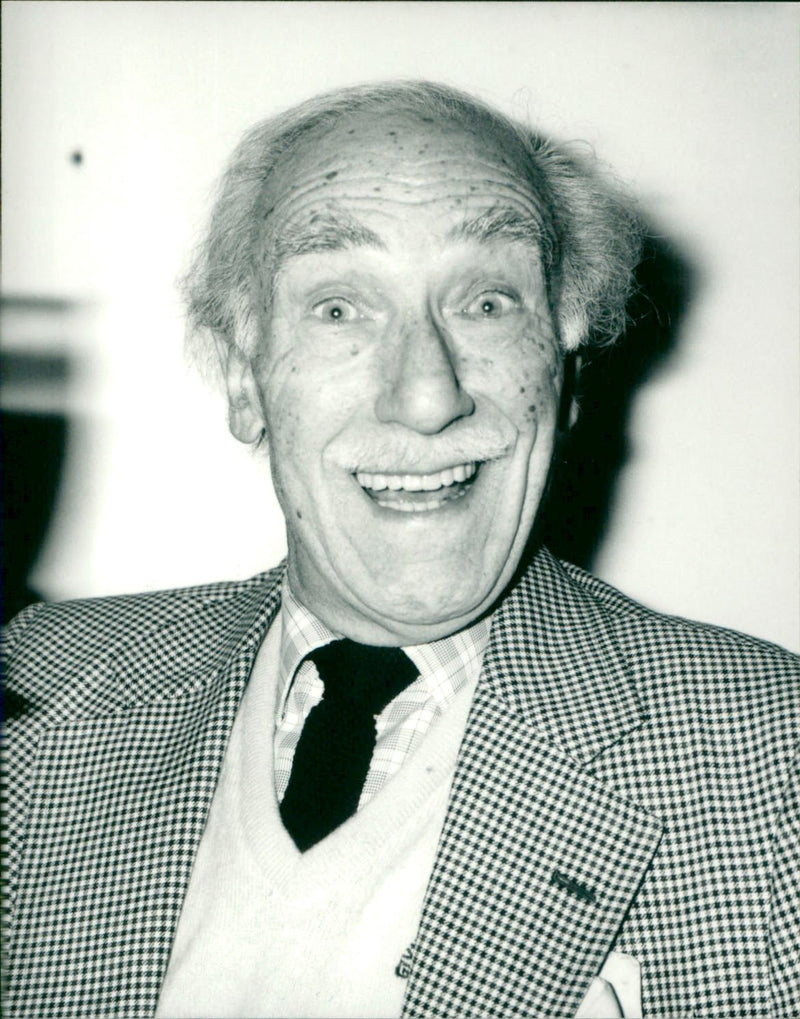 1987 - HAIG JACK ACTOR FROM, LONDON - Vintage Photograph