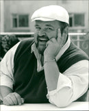 1985 - DELUISE DEN COMIC WHACKY BROOKLYN DOM, LONDON, MOVIE, ACTRESS - Vintage Photograph