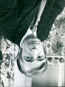 JOHNS HUGH PCOLE SMERS SRAFF Z - SHRIS PERFEE, WRITER - Vintage Photograph