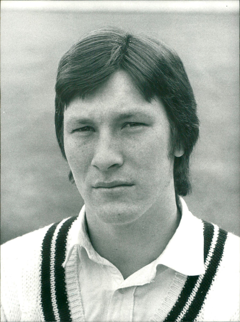 BAKER RAYMOND P CRICKET SURRGY - SURREY THE ORT W 2509 C., PLAYER, PRESS - Vintage Photograph