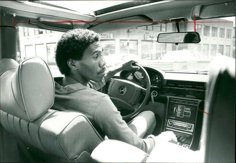 DAVIS HOWARD BOXER - DIVISIONAL LIBRARY, IMAGE, MOVIE, CAR - Vintage Photograph