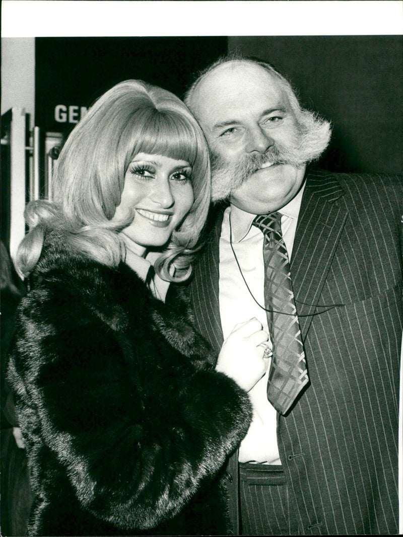 1972 - EDWARDS MMY STACE WHOSE JIMMY COPYRIGHT DANNY LA, FILM, DANCER, LONDON - Vintage Photograph