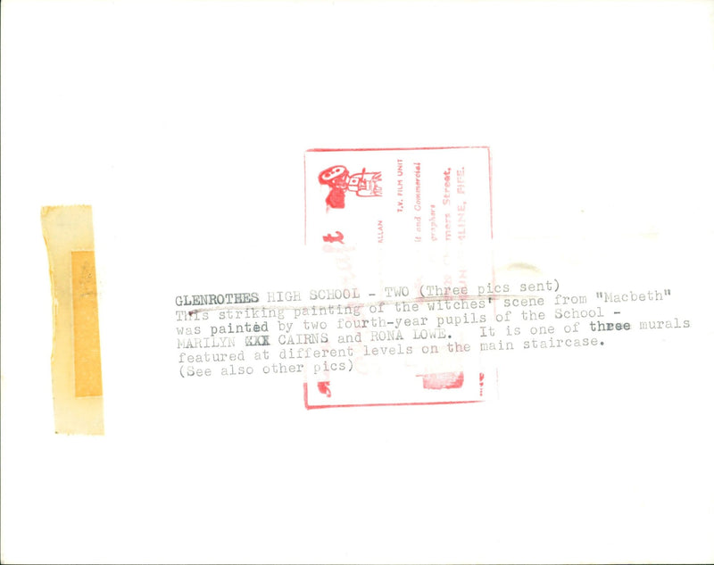 ALENROTHES - UNIT FILM CAIRNS RONA LOWE, MARILYN, - Vintage Photograph