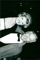 1988 - MCKENZIE JULIA ACTRESS MACKENZIE TEL, FILM, LONDON - Vintage Photograph