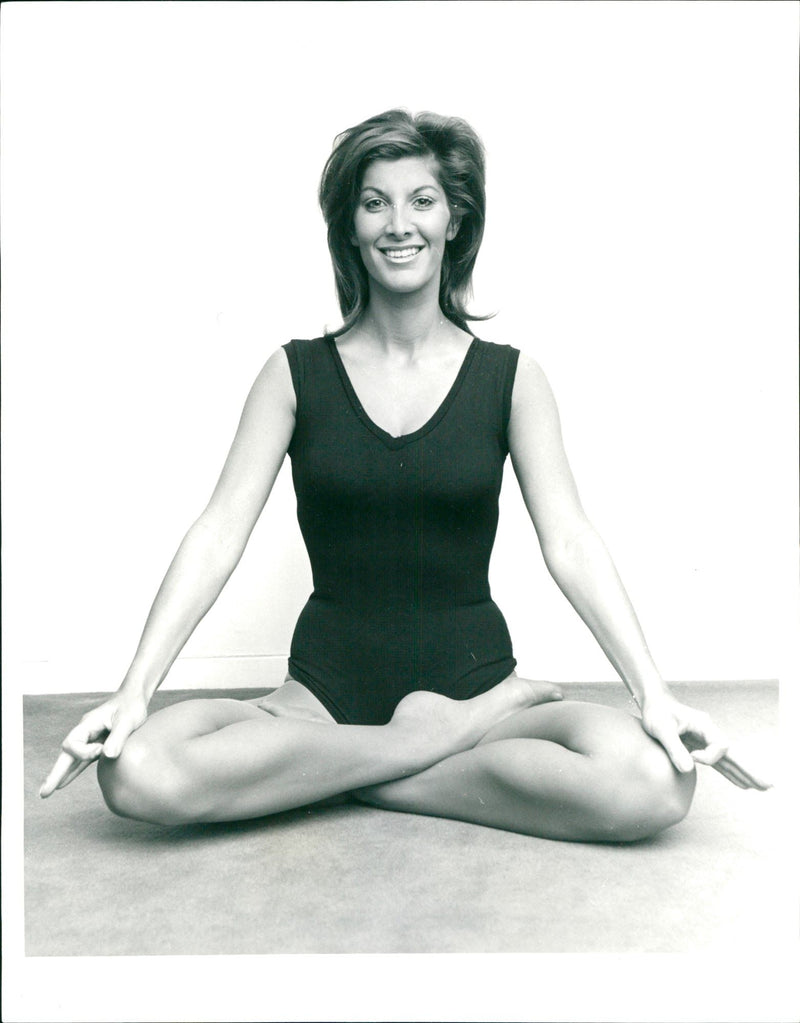 1971 - MARSHALL LYNN ACTRESS ITS FEB JUST WE12, LONDON, FILM - Vintage Photograph