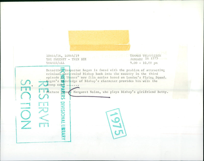 1975 - N OLAN MARGARET ACTRESS SWEENEY THIN THE REGAN NOLAN, FILM - Vintage Photograph