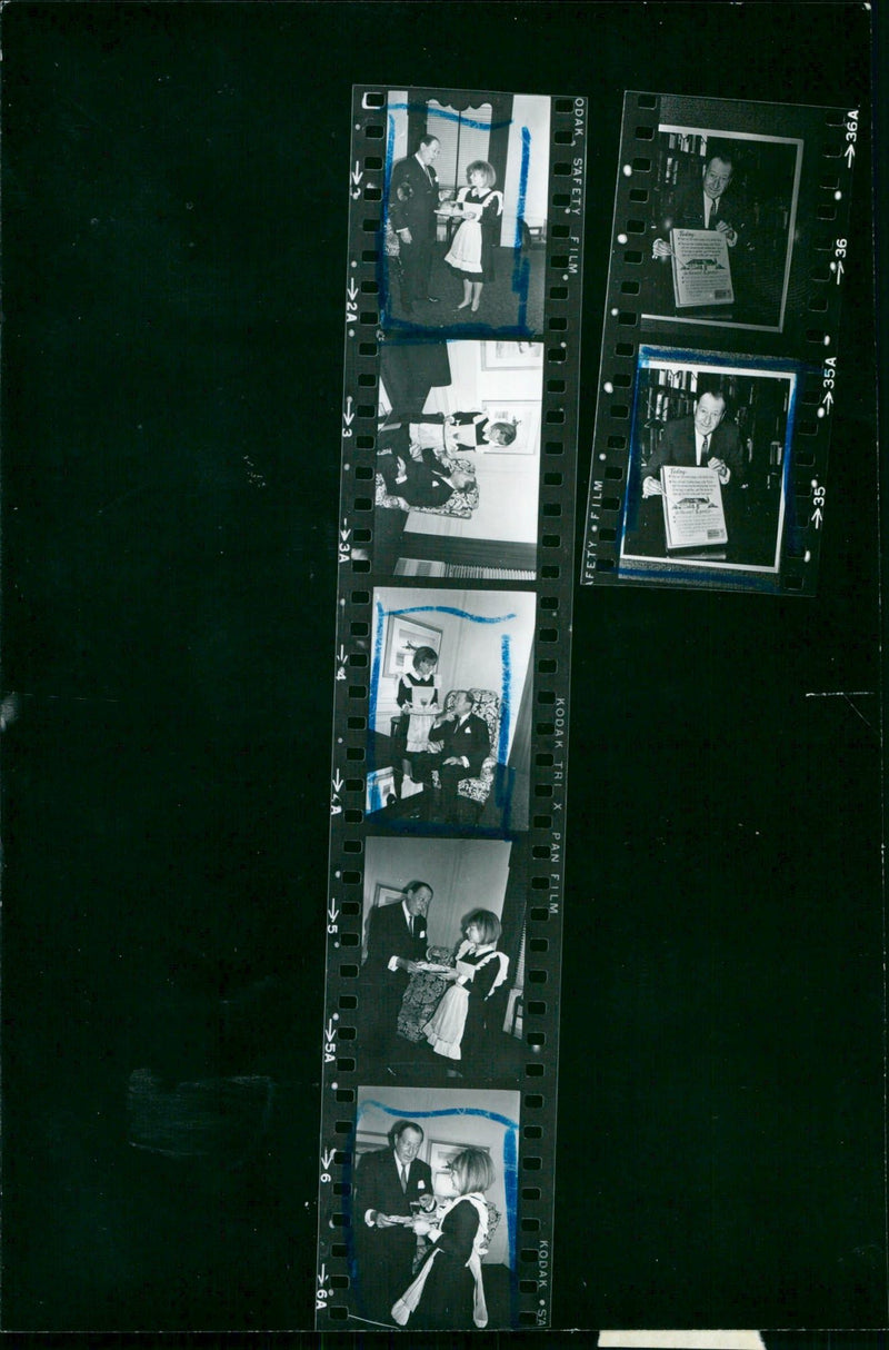 1966 - TREACHER ARTHUR PEOPLE STRIP, FILM, PLAYS - Vintage Photograph