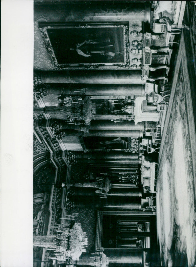 1966 - BUCKINGHAM TILM CAMERAS, FILM, QUEEN, LONDON - Vintage Photograph