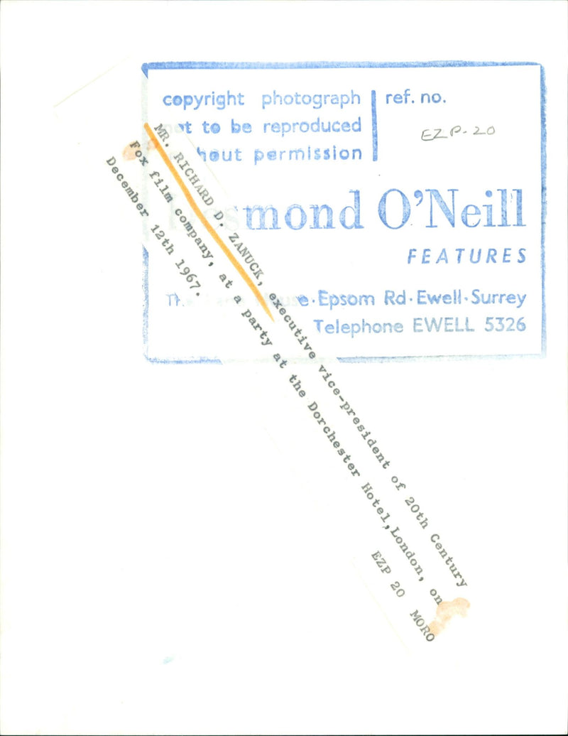 1967 - RICHARD D ZANUCK EXECUTIVE VICE PRESIDENT OF TH CENTURY FILMS FOX - Vintage Photograph