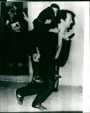 1971 - COX ANTHONY FILM DIRECTIE LONDON BUREAU RADIOPHOTO LENNON JOHN, SINGER - Vintage Photograph