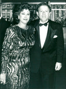 1987 - KOPELSON ARNOLD FILM PRODUCER FIRM PRODUCTS, PRESS, WIFE - Vintage Photograph