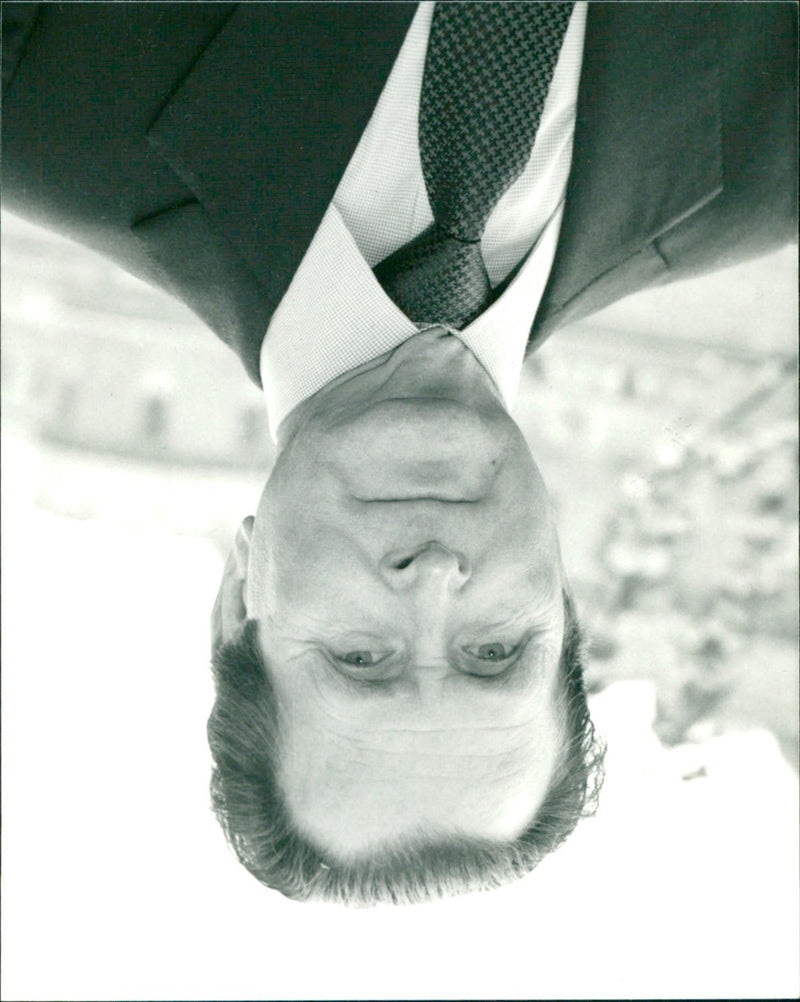 1985 - EUAN LLOYD FILM PRODUCER EJAN AGENCY LTD AND EC4V, LONDON, PRESS - Vintage Photograph