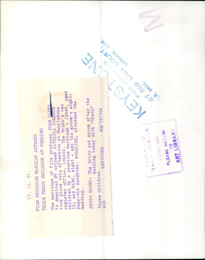 THE MARRIAGE OF FILM PRODUOER EUAN TOYO PRODUCER LLOYD EJAN - MARRIES PATRICIA - Vintage Photograph