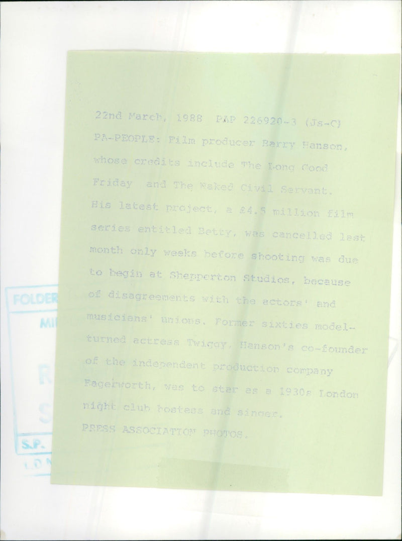 1988 - FILM PRODUCER BARRY HANSON MARCH PAP, ACTRESS, MODEL - Vintage Photograph