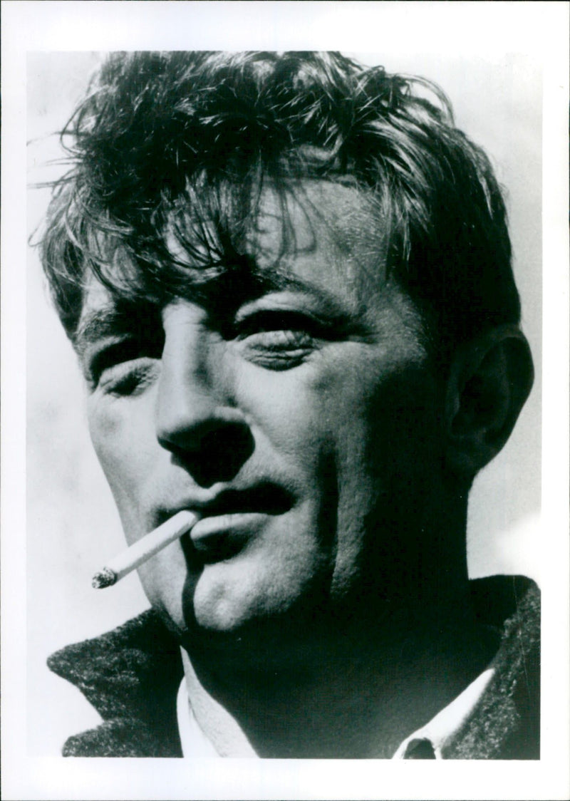 MITCHUM ROBERT FILMS - Vintage Photograph
