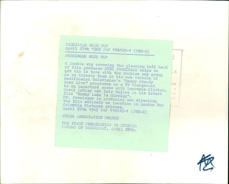 1965 - PREMINGER OTTO FILM PRODUCER PROMINGER GOES APRIL POP, LONDON - Vintage Photograph