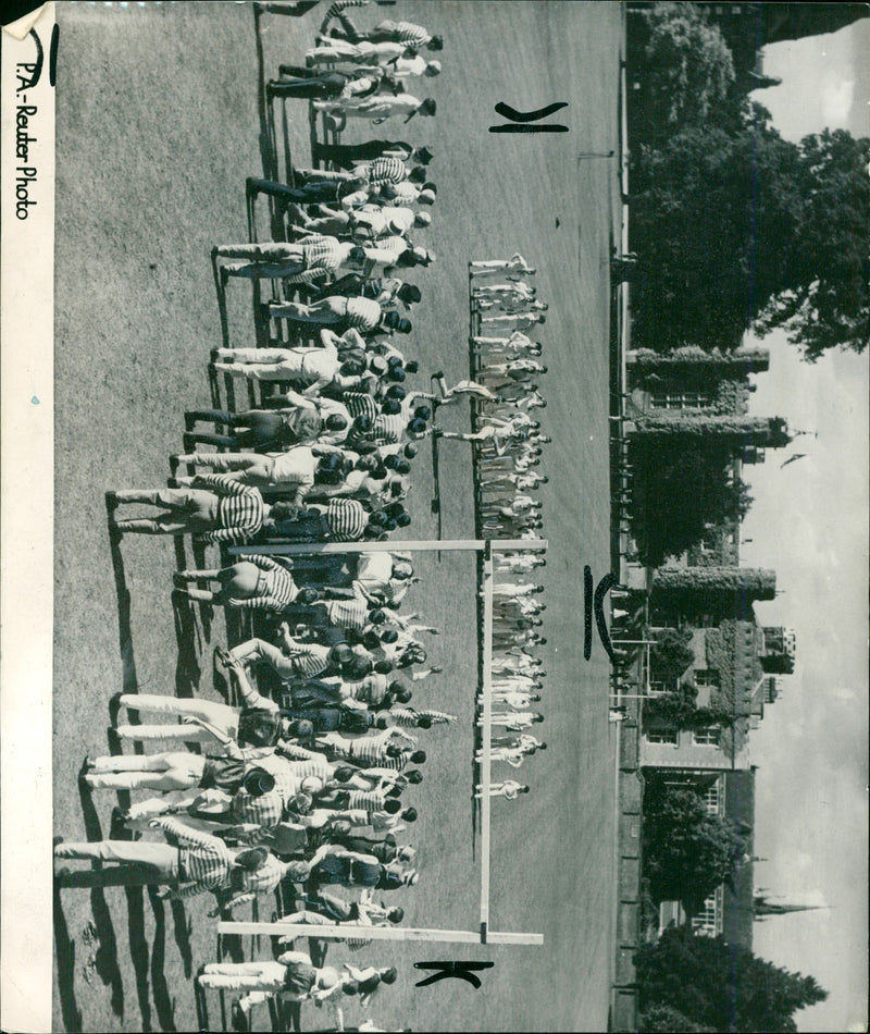 1951 - RUGBY CAMIN EEEE MENN BY PA REUTER, FILM, LONDON - Vintage Photograph